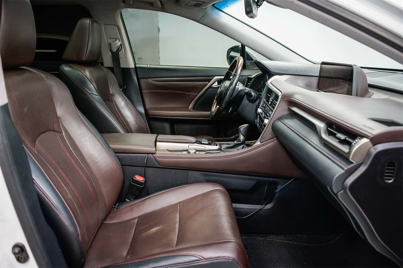Thumbnail: 2016 Lexus RX - 16
