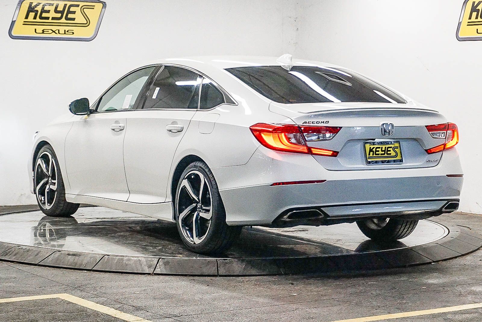 Thumbnail: 2019 Honda Accord - 2