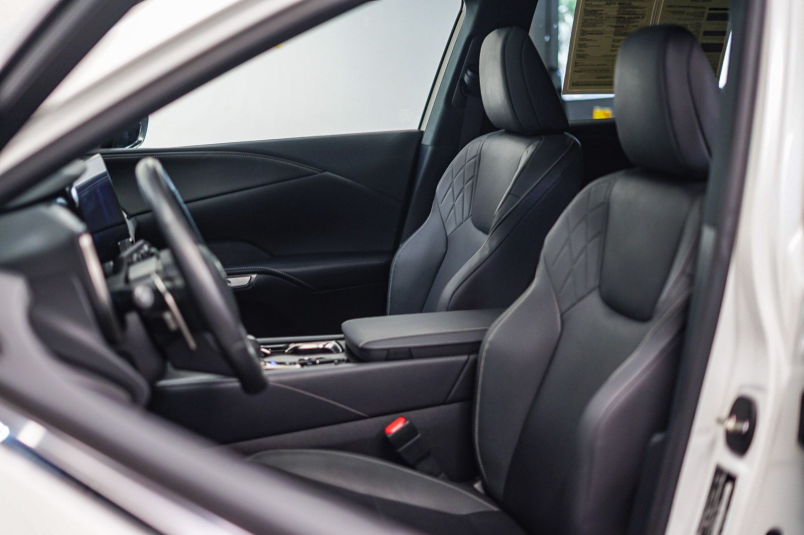 Thumbnail: 2024 Lexus RX - 20