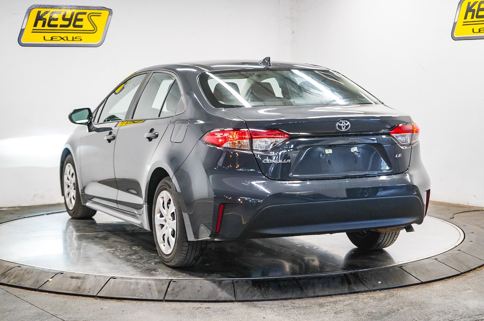 Used 2025 Toyota Corolla LE with VIN 5YFB4MDE6SP269042 for sale in Kansas City