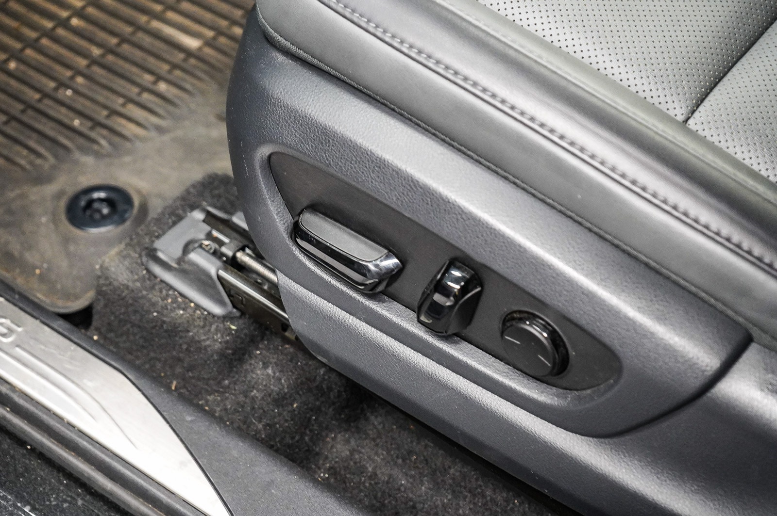 Thumbnail: 2024 Lexus RZ - 22