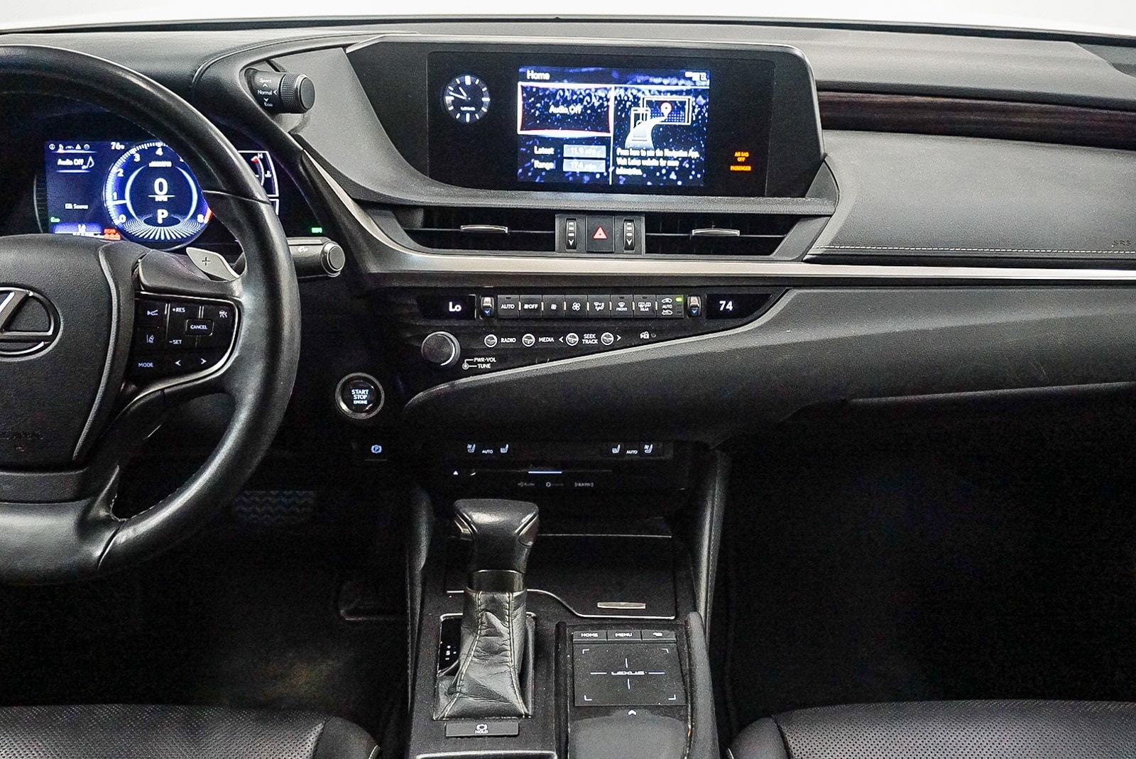 Thumbnail: 2020 Lexus ES - 14