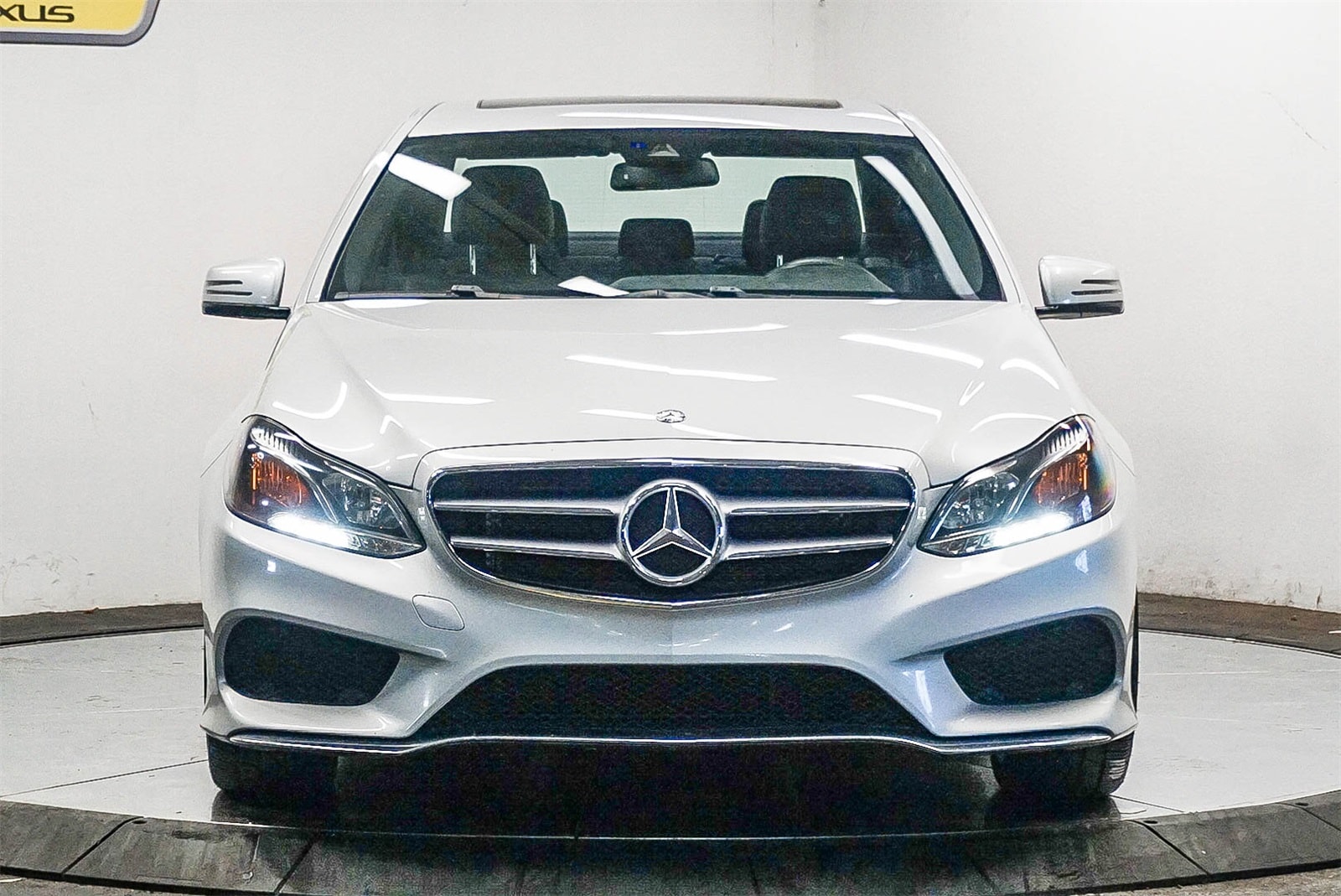 Thumbnail: 2016 Mercedes-Benz E-Class - 6