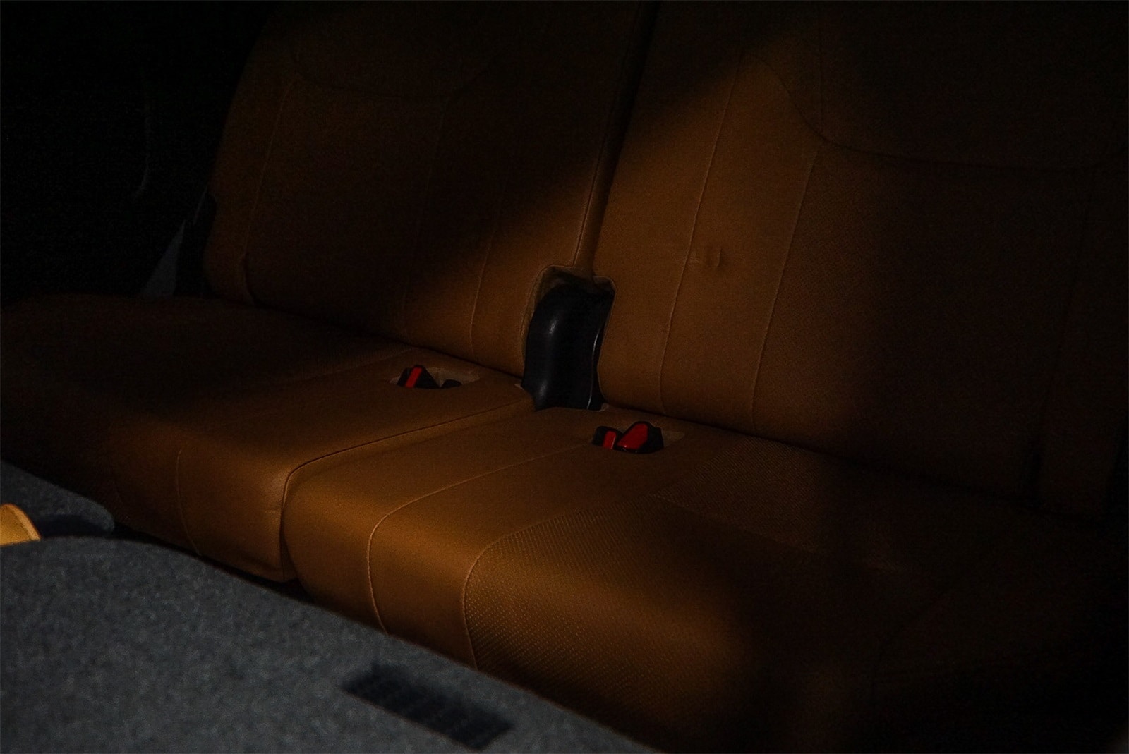 Thumbnail: 2021 Lexus LX - 21