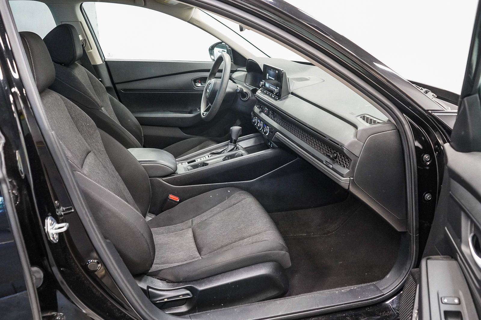 Thumbnail: 2023 Honda Accord - 16