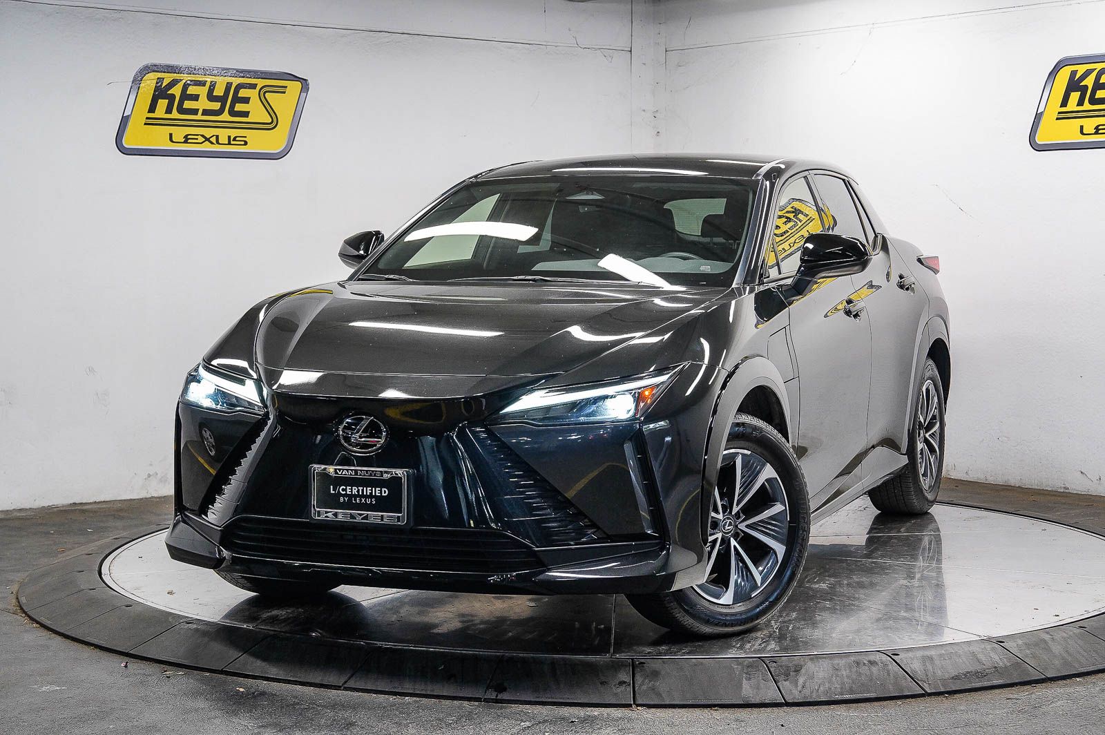 2025 Lexus RZ 450e -
                  Van Nuys, CA