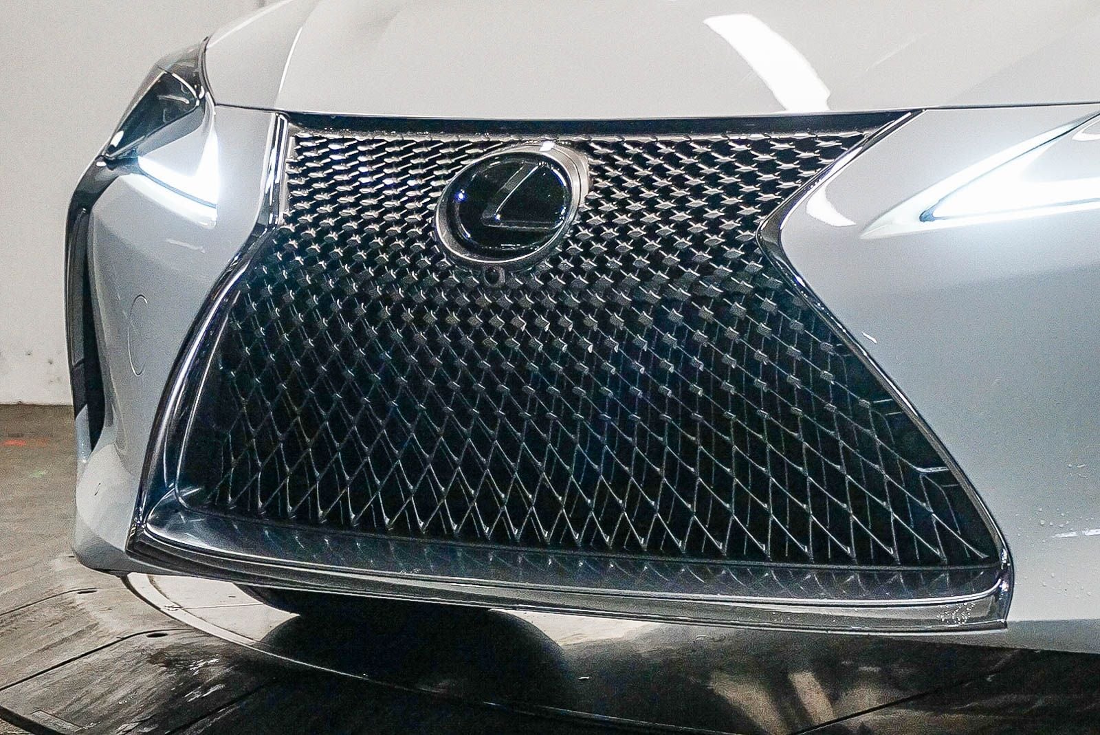 Thumbnail: 2024 Lexus LC - 8