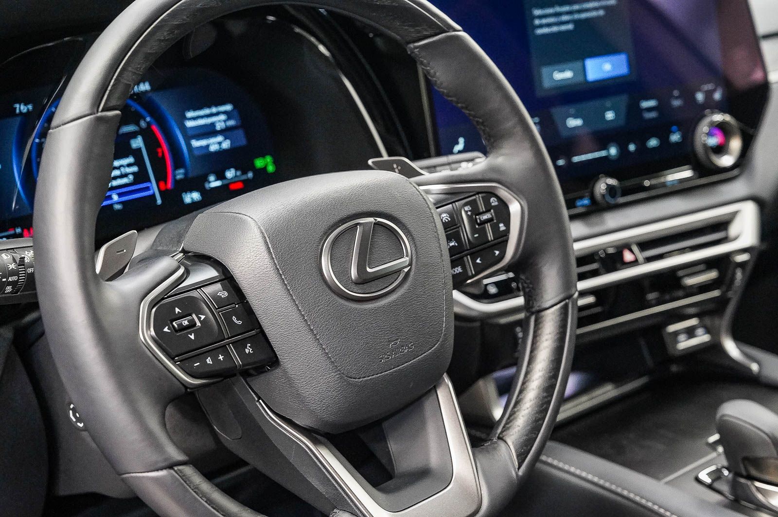 Thumbnail: 2025 Lexus RX - 20