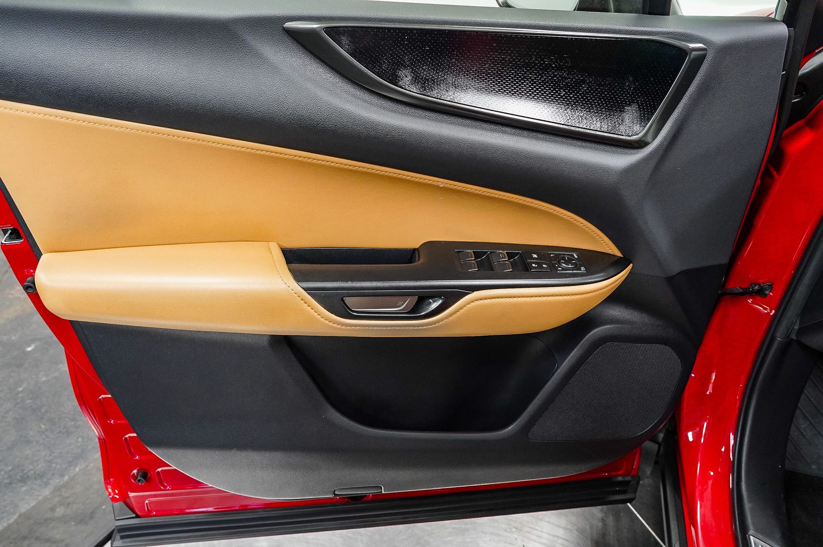 Thumbnail: 2024 Lexus ES - 21