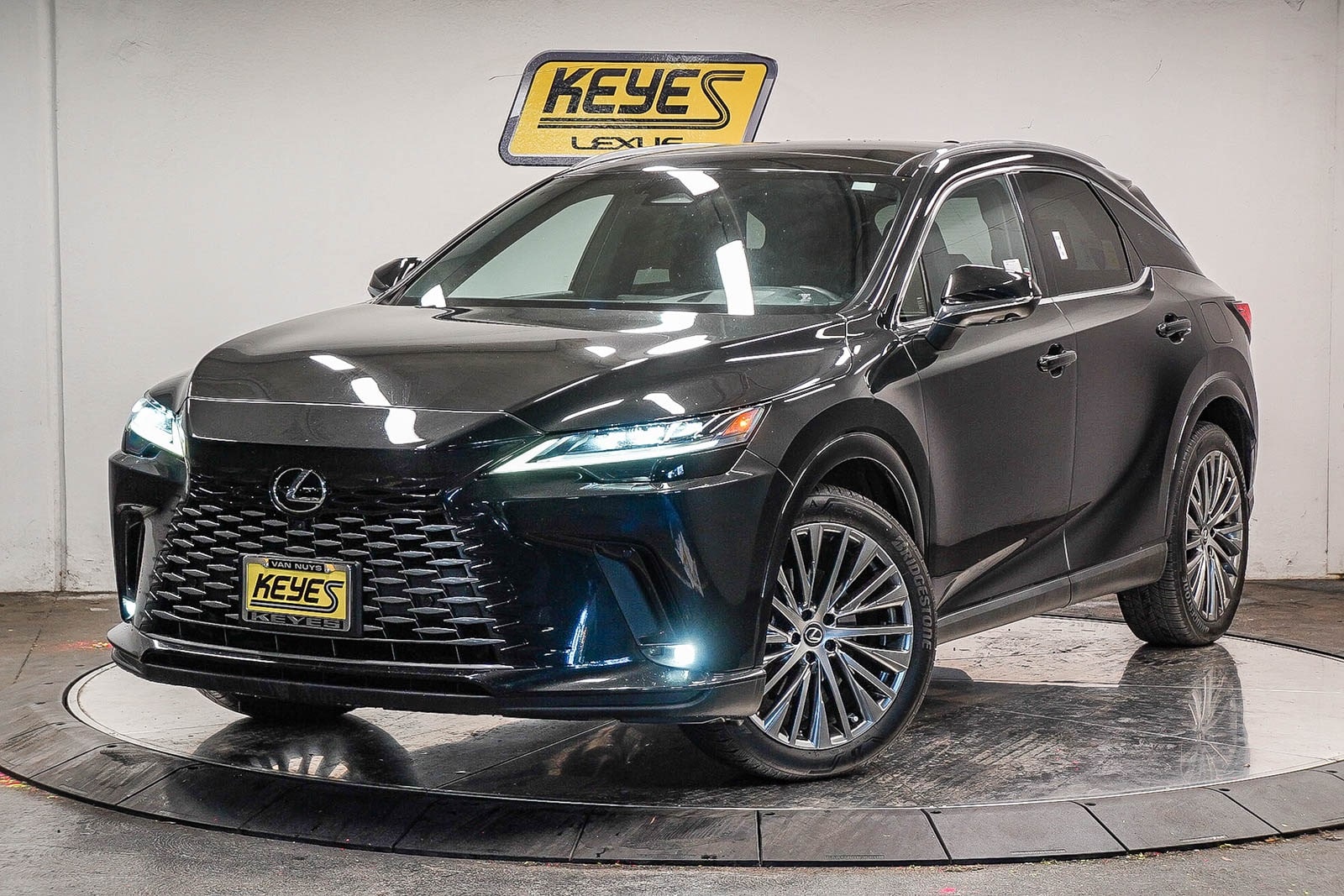 Thumbnail: 2024 Lexus RX - 1