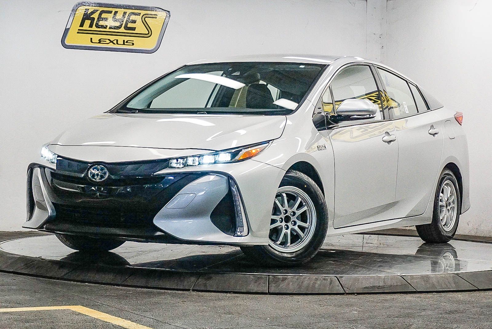 2020 Toyota Prius Prime XLE -
                  Van Nuys, CA