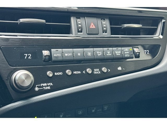 Thumbnail: 2025 Lexus ES - 22