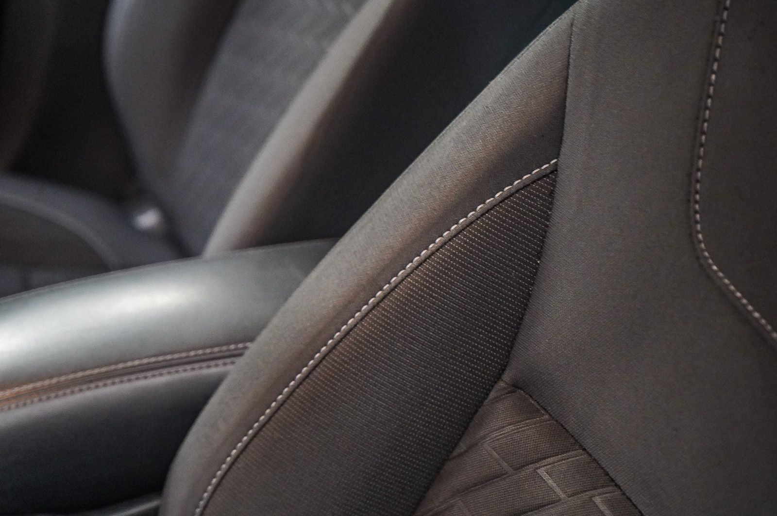 Thumbnail: 2023 Nissan Kicks - 19