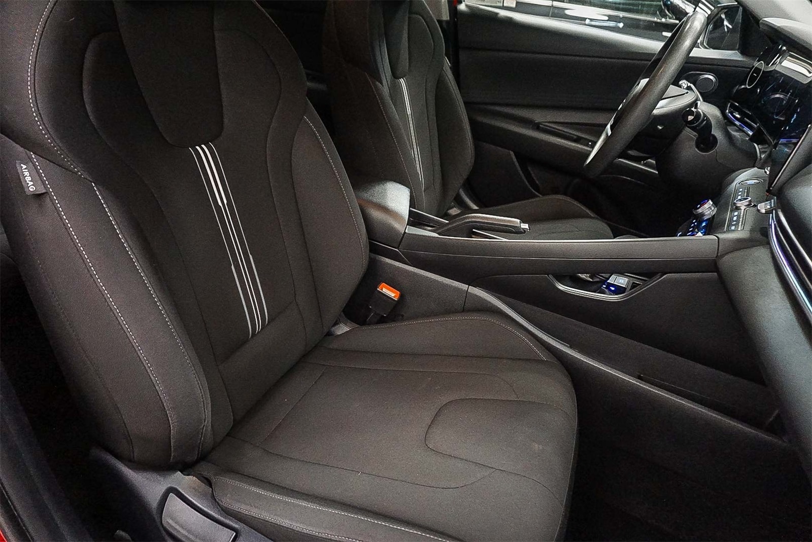 Thumbnail: 2024 Hyundai Elantra - 16