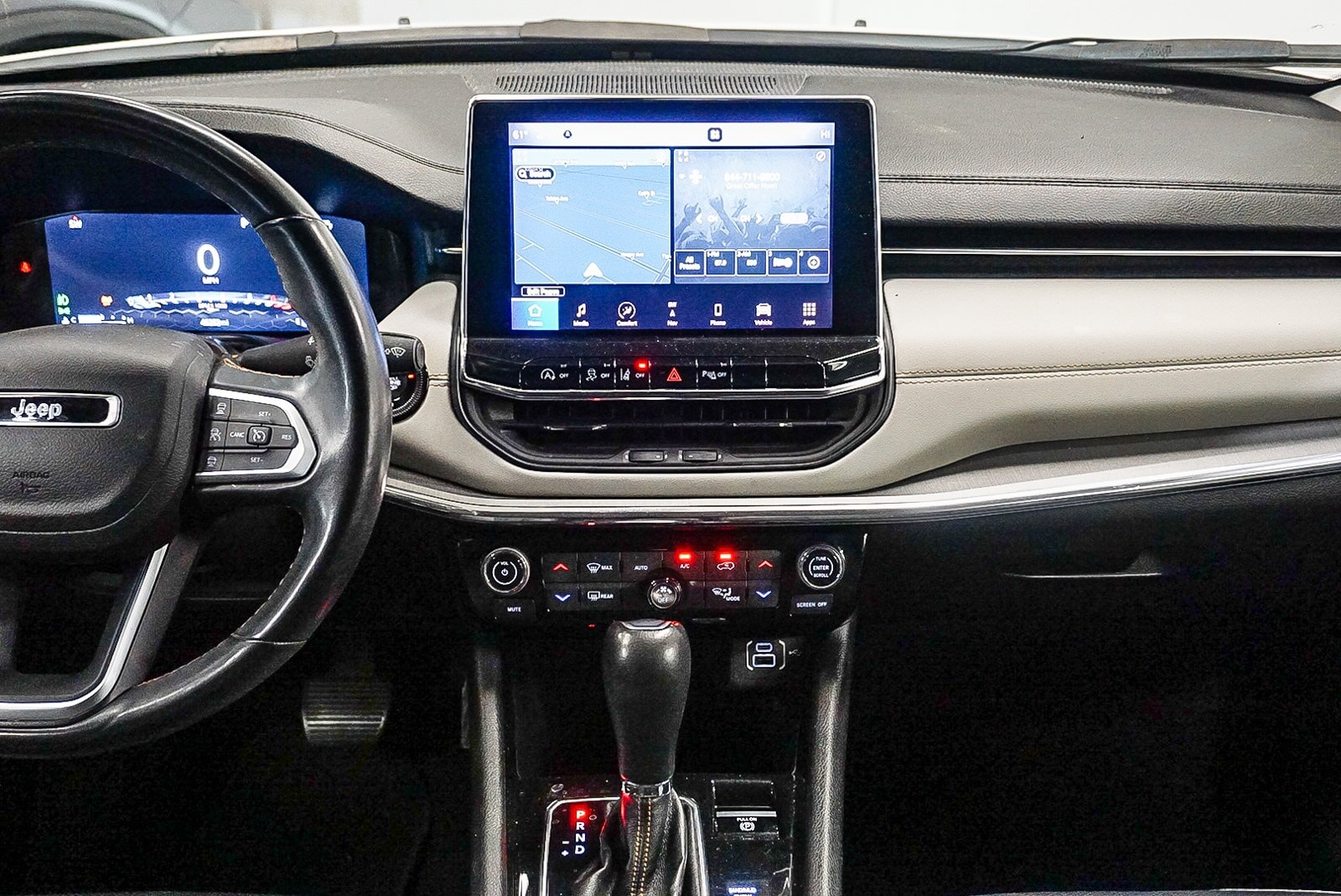 Thumbnail: 2022 Jeep Compass - 15