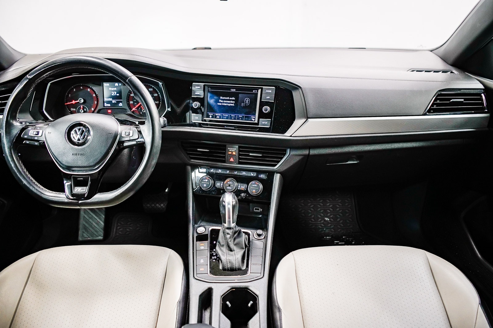 Thumbnail: 2019 Volkswagen Jetta - 12