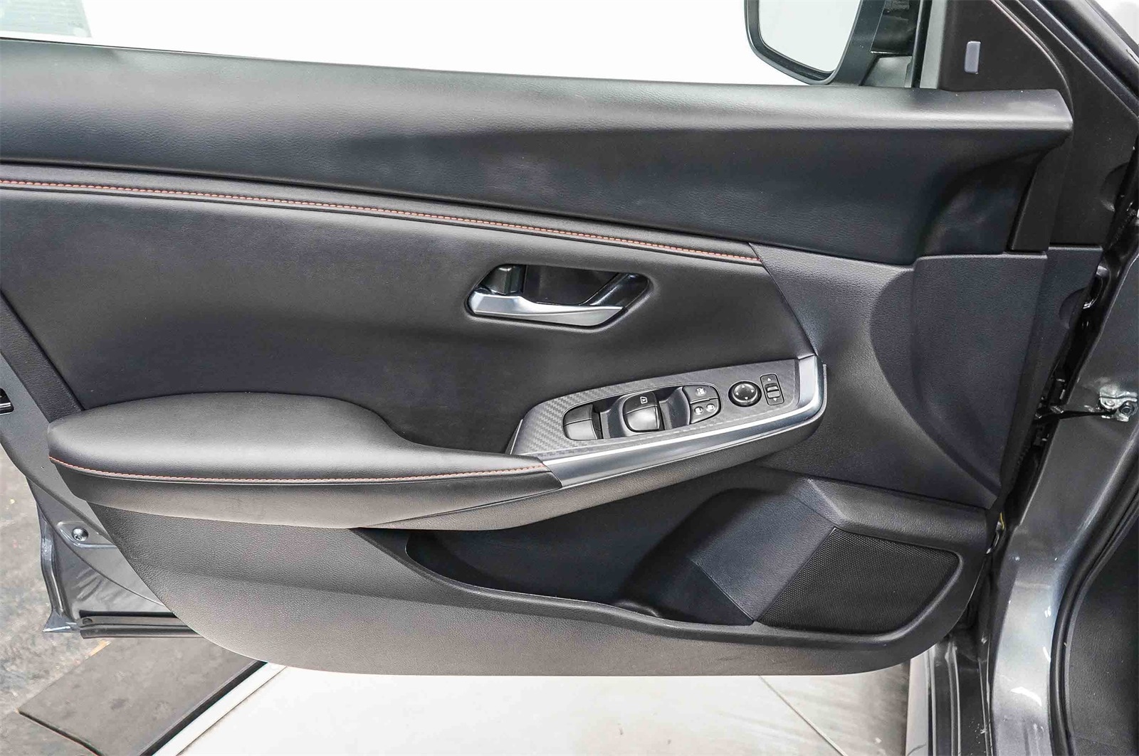 Thumbnail: 2025 Nissan Sentra - 21