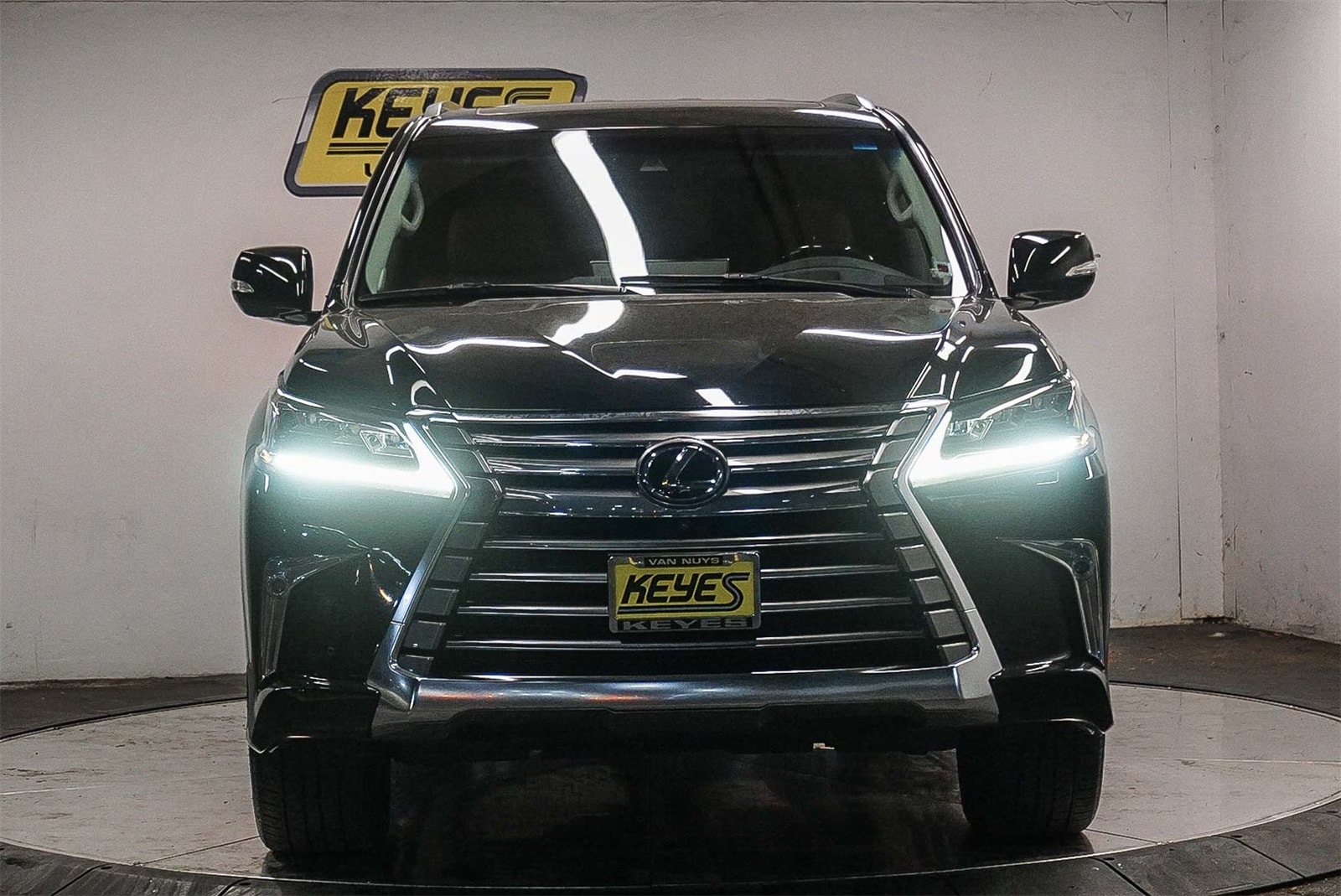 Thumbnail: 2021 Lexus LX - 6