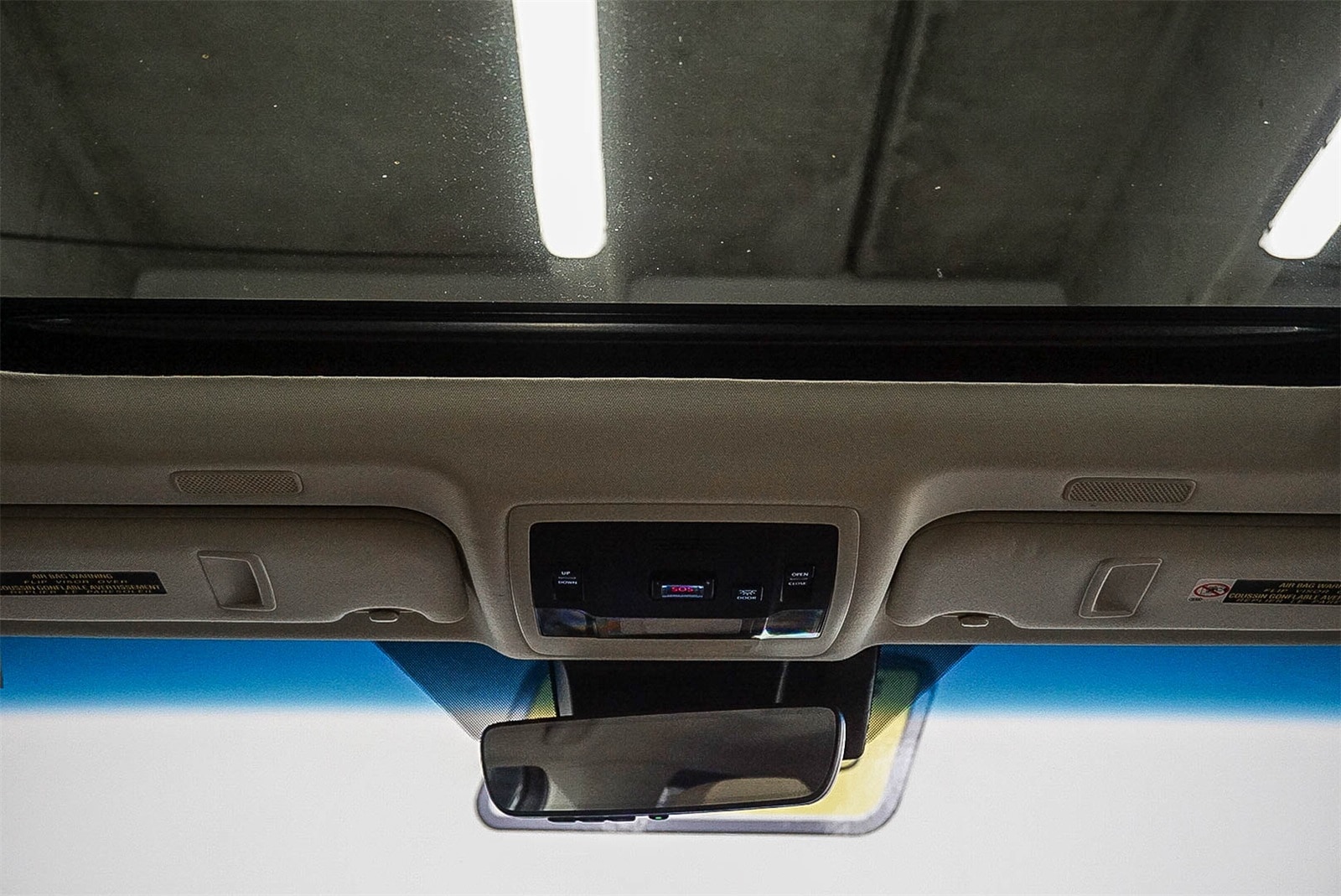 Thumbnail: 2019 Lexus ES - 12