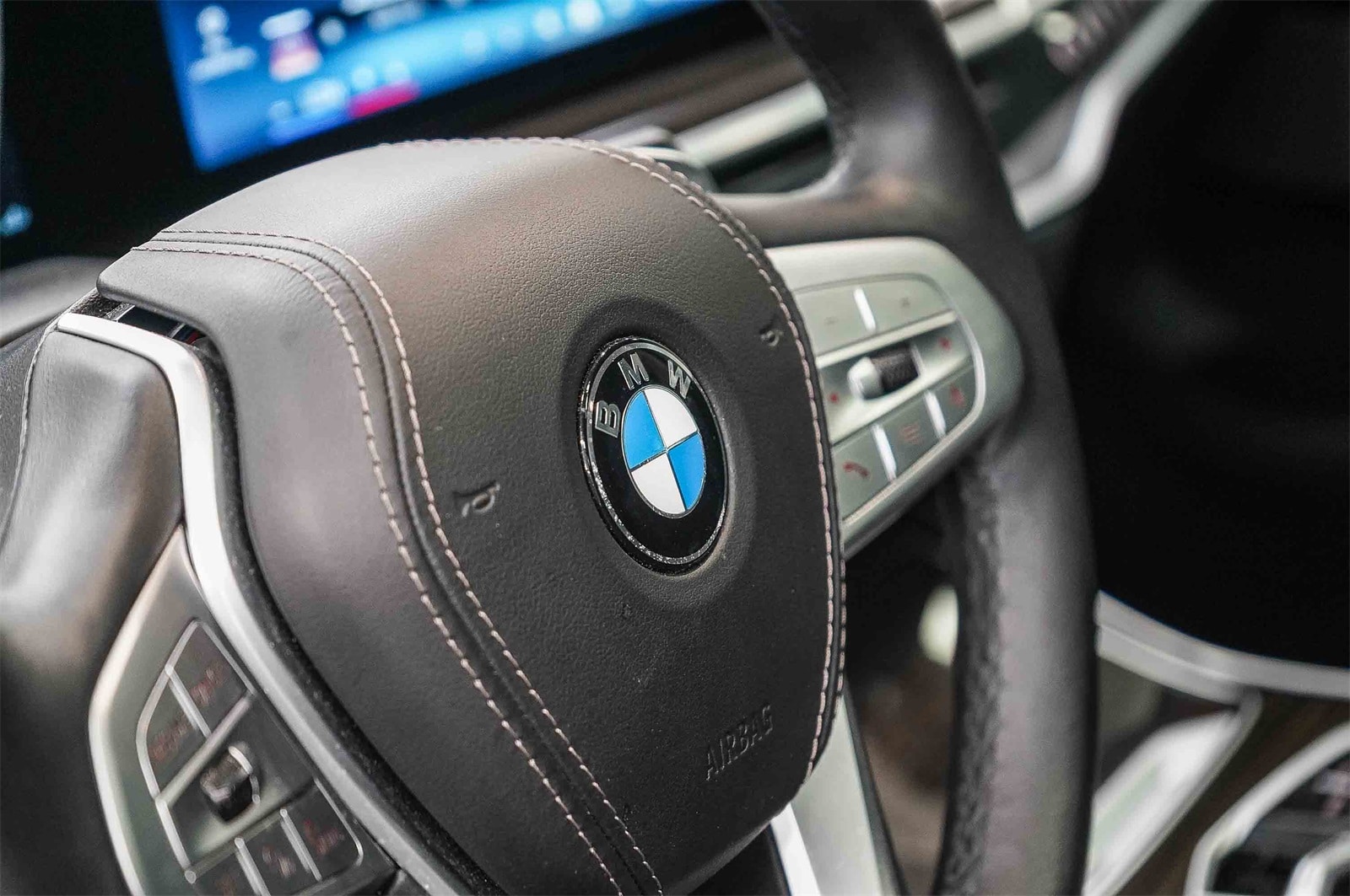 Thumbnail: 2024 BMW X7 - 21