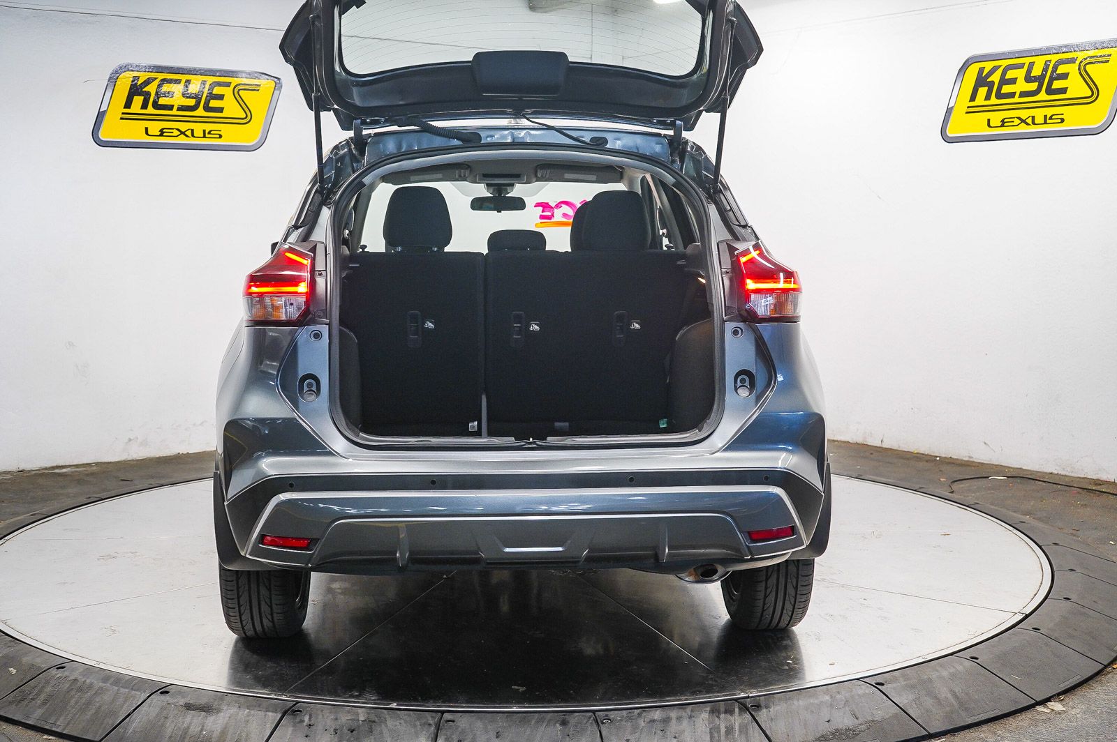 Thumbnail: 2023 Nissan Kicks - 26