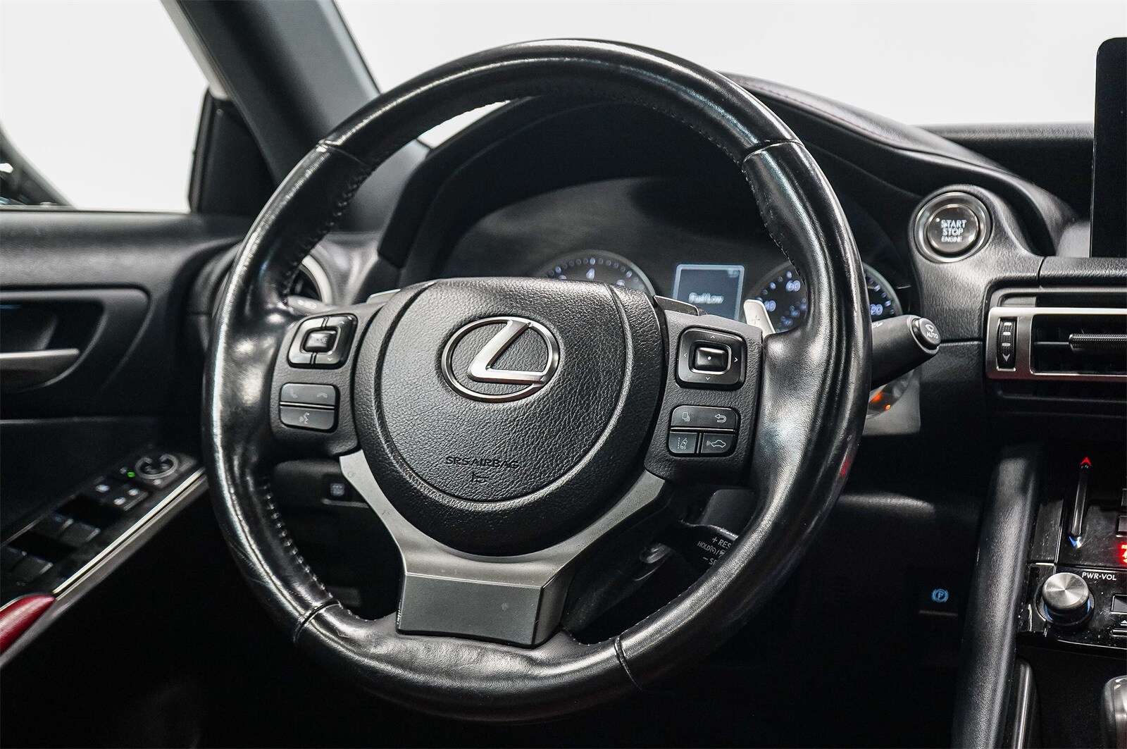 Thumbnail: 2021 Lexus IS - 15