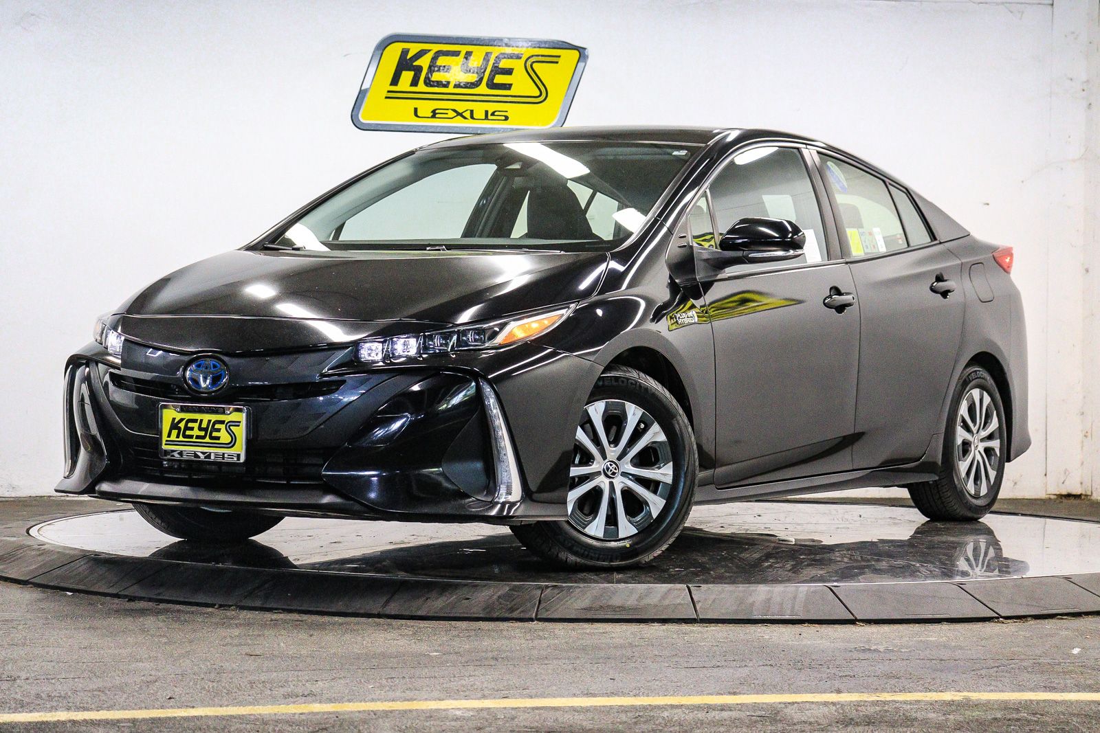 2021 Toyota Prius Prime XLE -
                  Van Nuys, CA