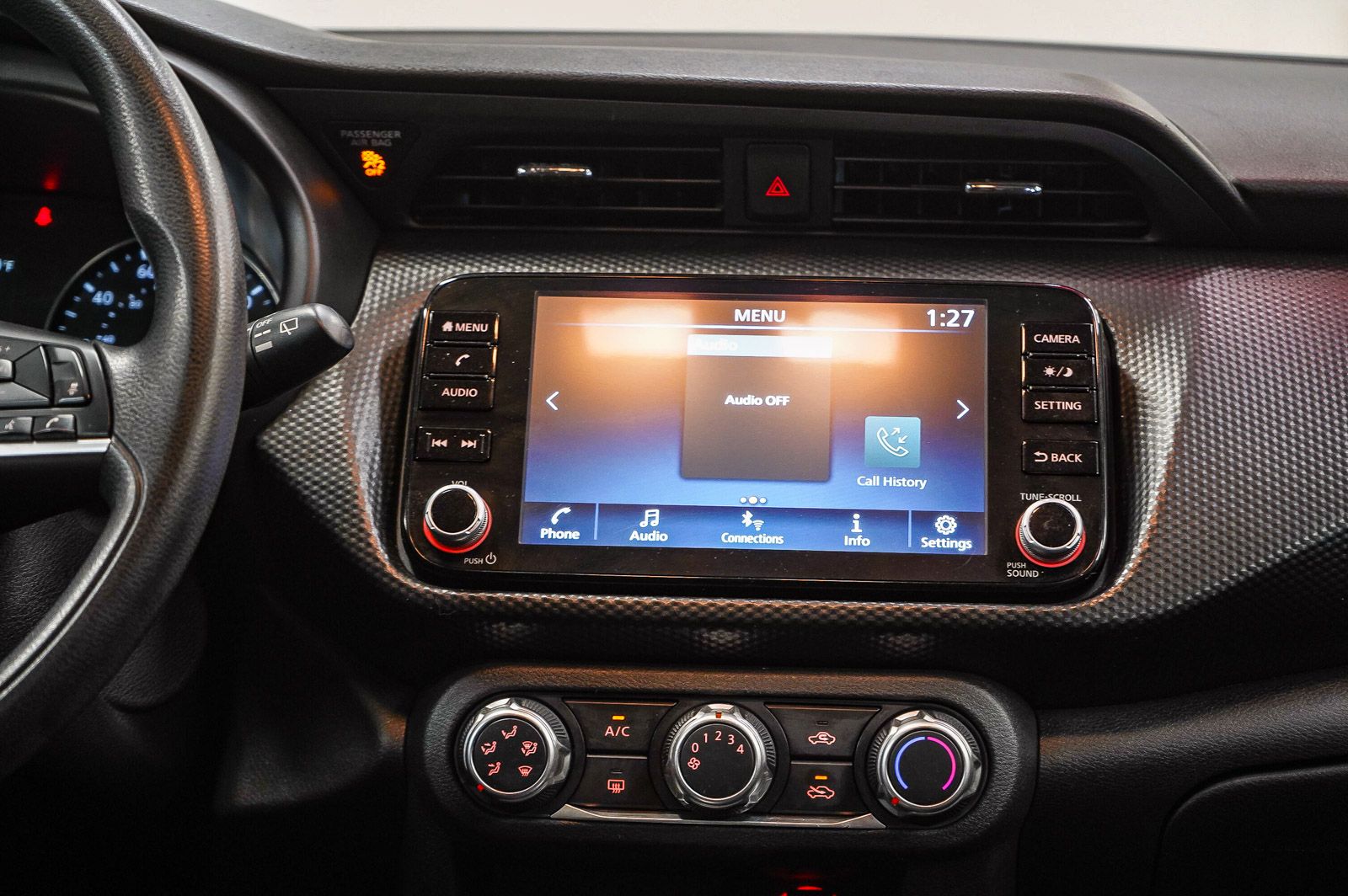 Thumbnail: 2023 Nissan Kicks - 14