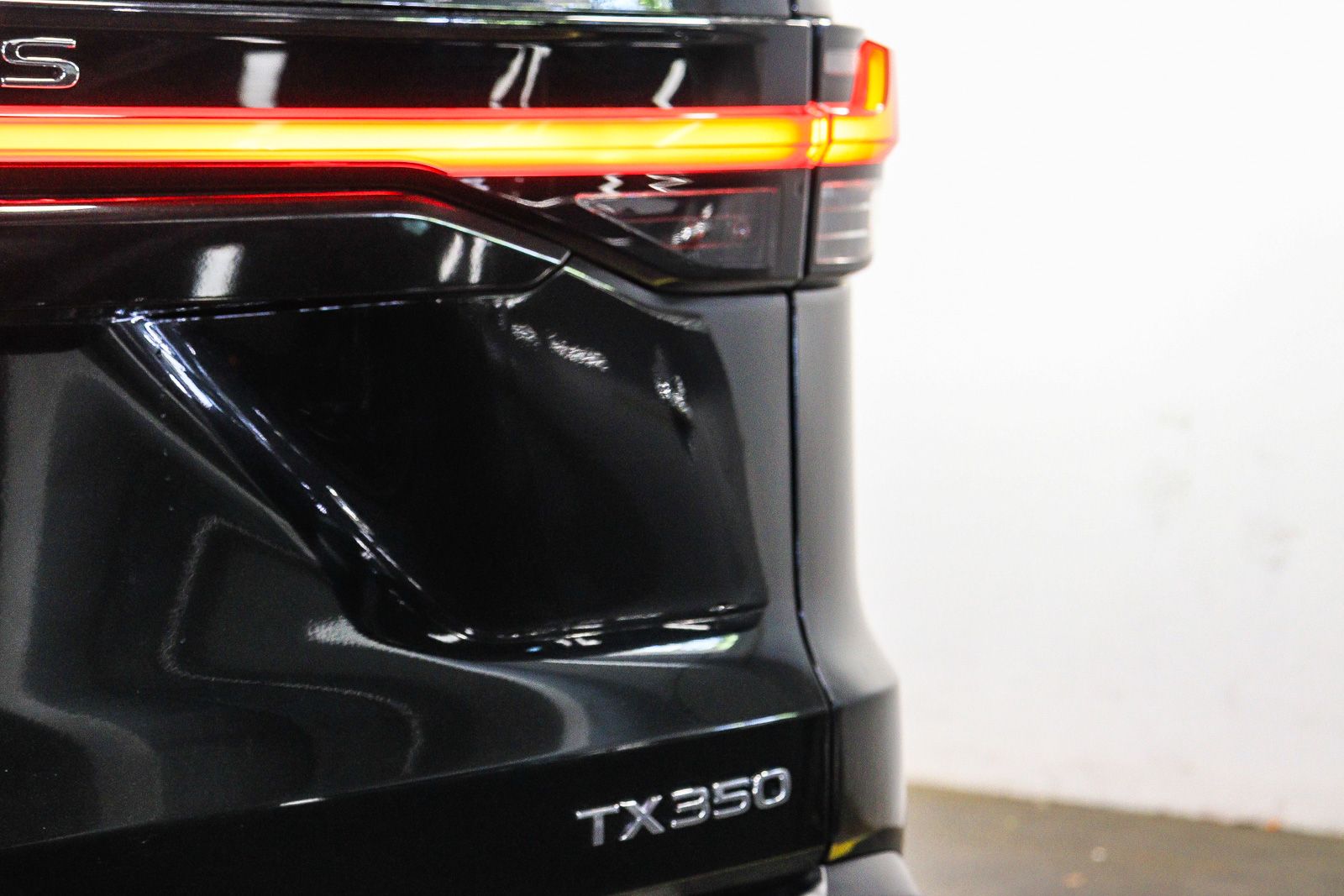 Thumbnail: 2025 Lexus TX - 10