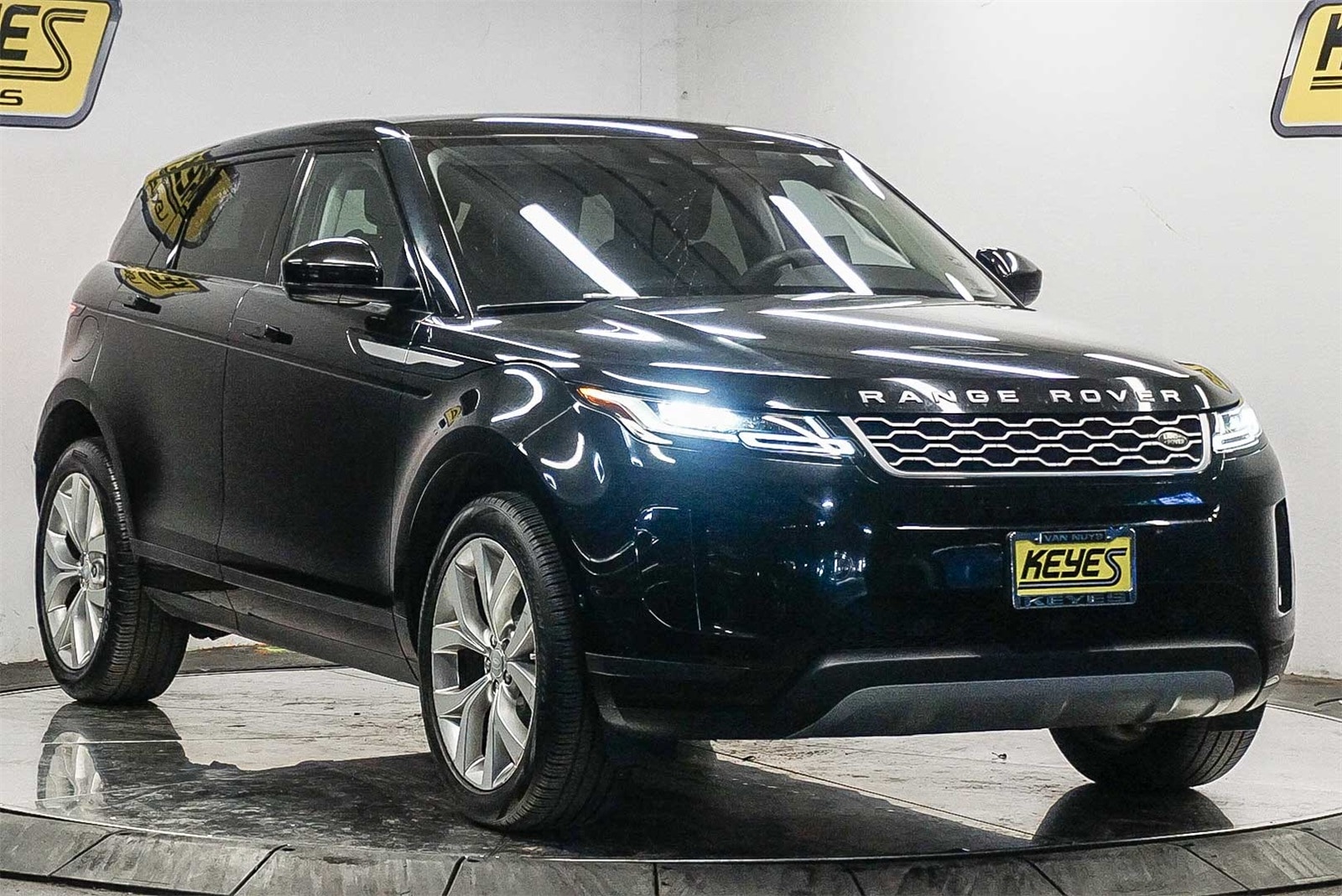 Thumbnail: 2020 Land Rover Range Rover Evoque - 5