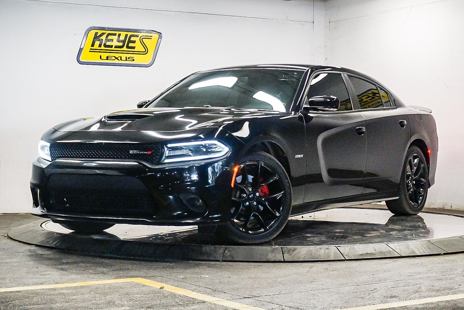 Thumbnail: 2019 Dodge Charger - 1