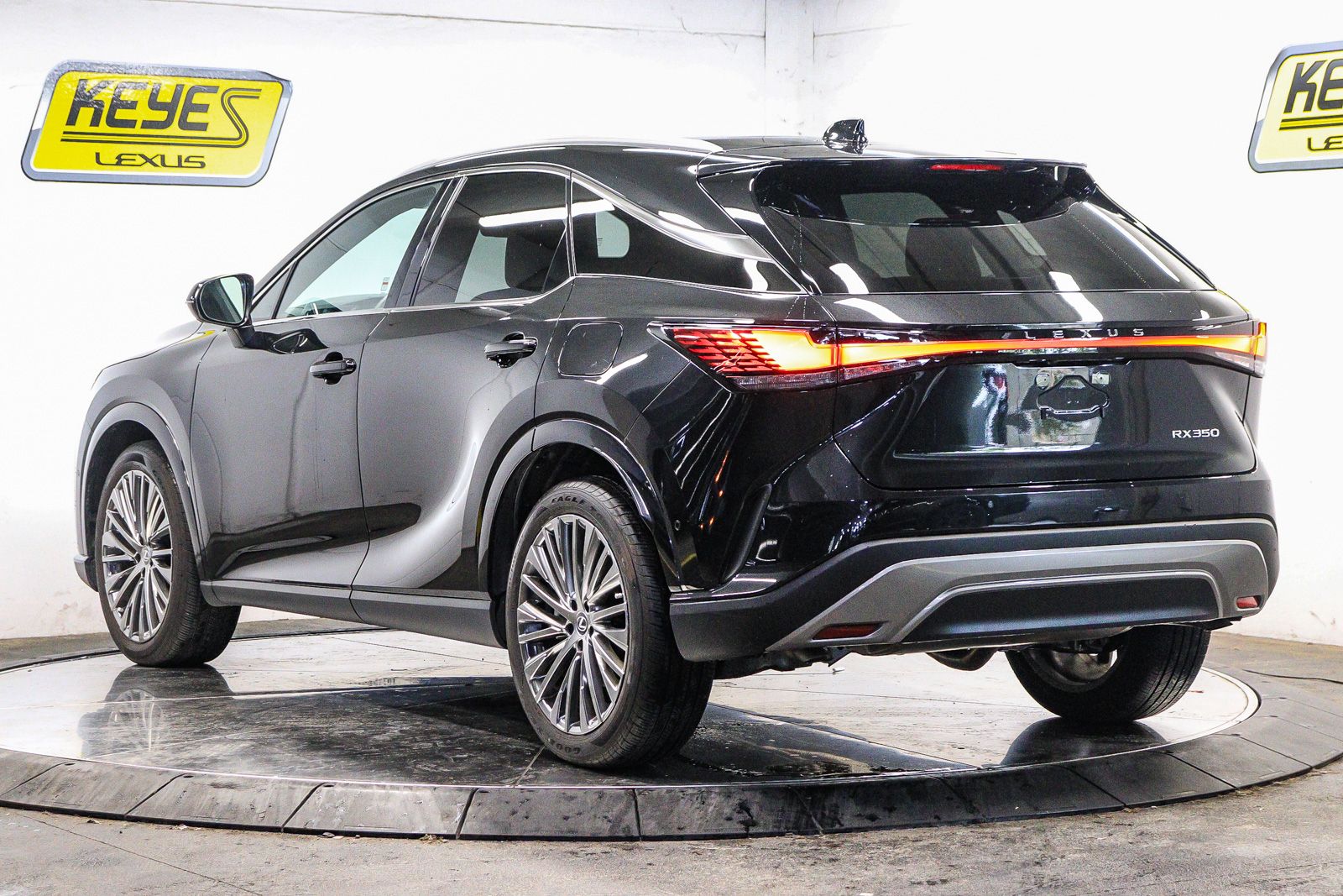 Thumbnail: 2024 Lexus RX - 2