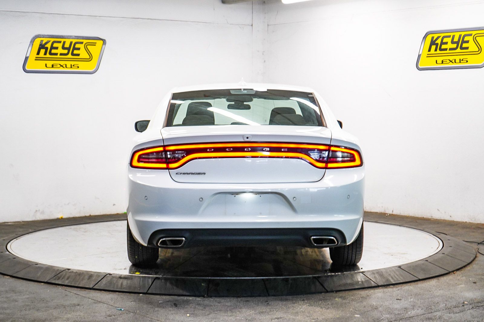 Thumbnail: 2023 Dodge Charger - 3