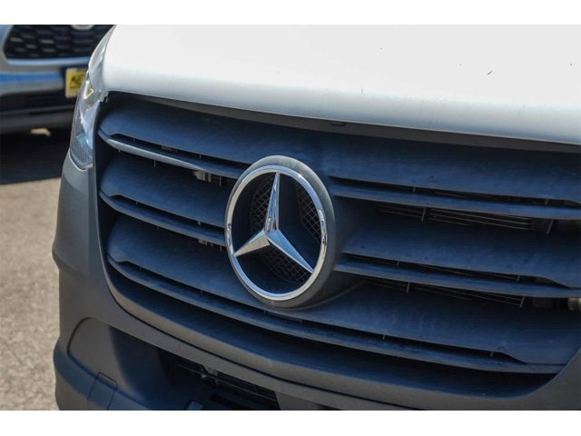 Thumbnail: 2023 Mercedes-Benz Sprinter - 9
