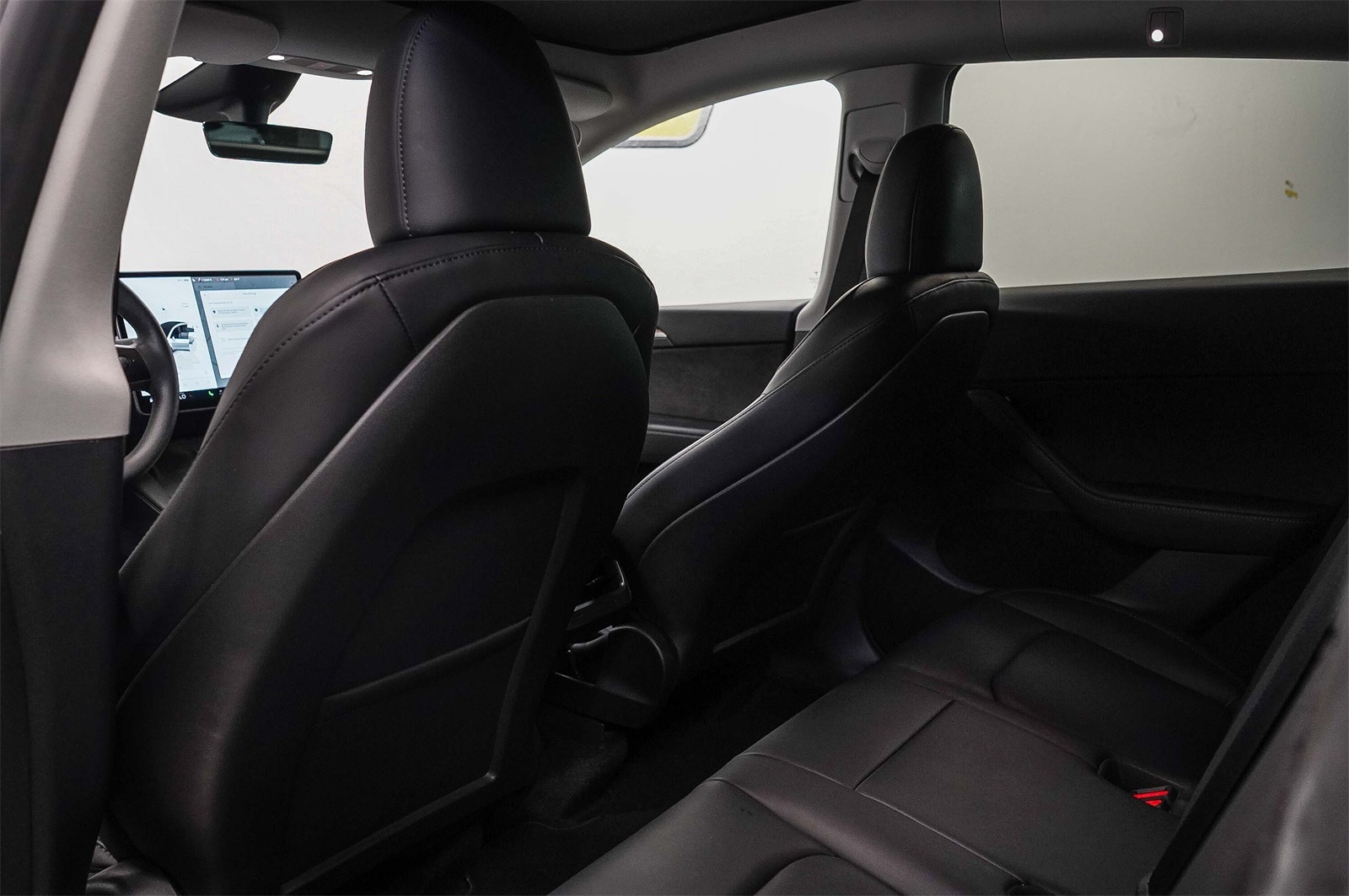 Thumbnail: 2023 Tesla Model Y - 18