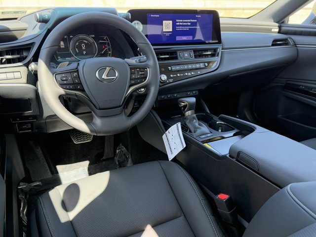 Thumbnail: 2025 Lexus ES - 27
