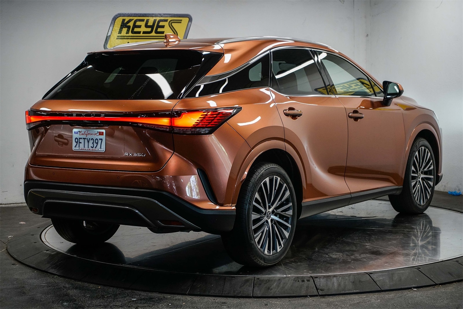 Thumbnail: 2023 Lexus RX - 4