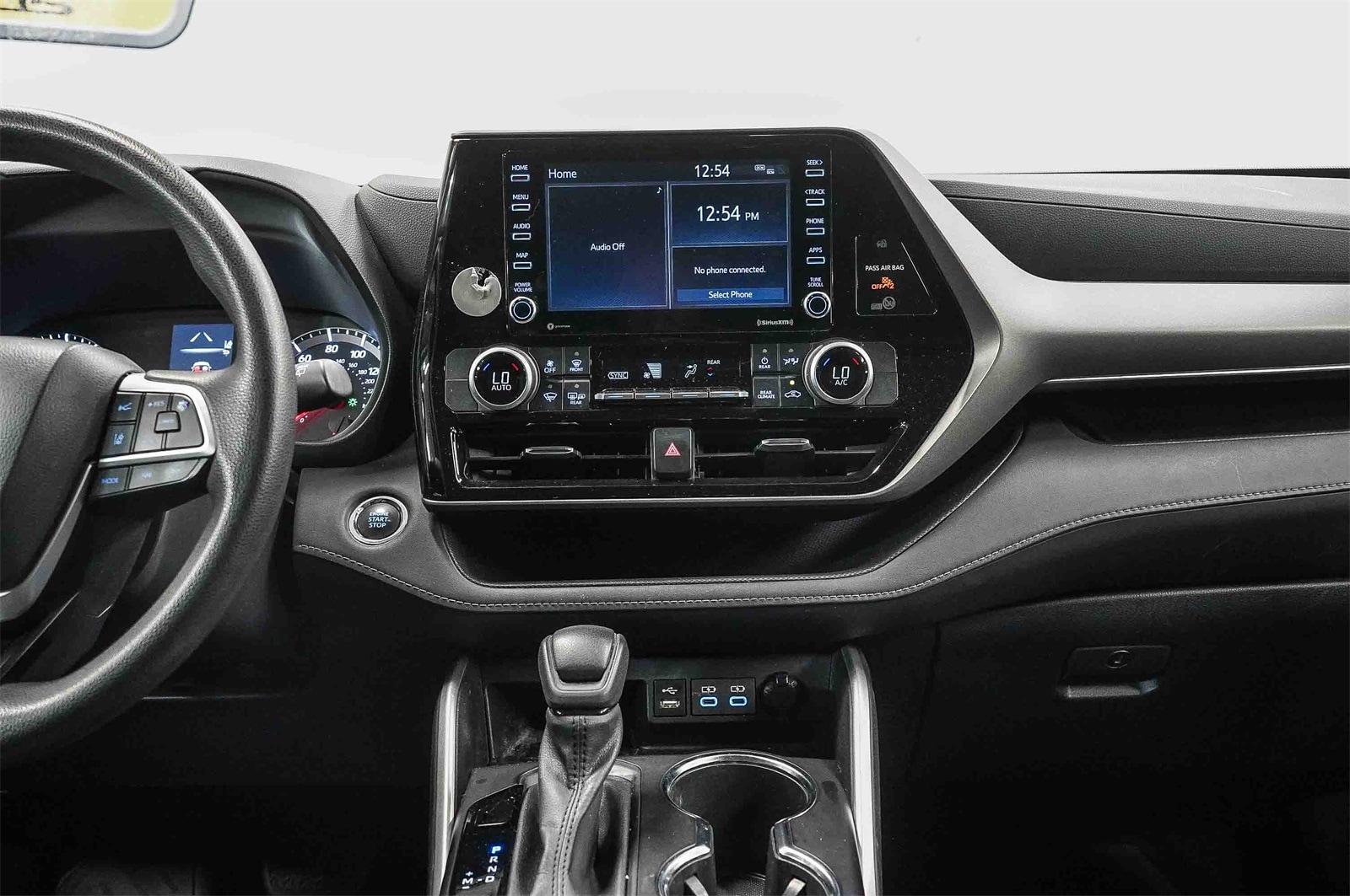Thumbnail: 2022 Toyota Highlander - 13
