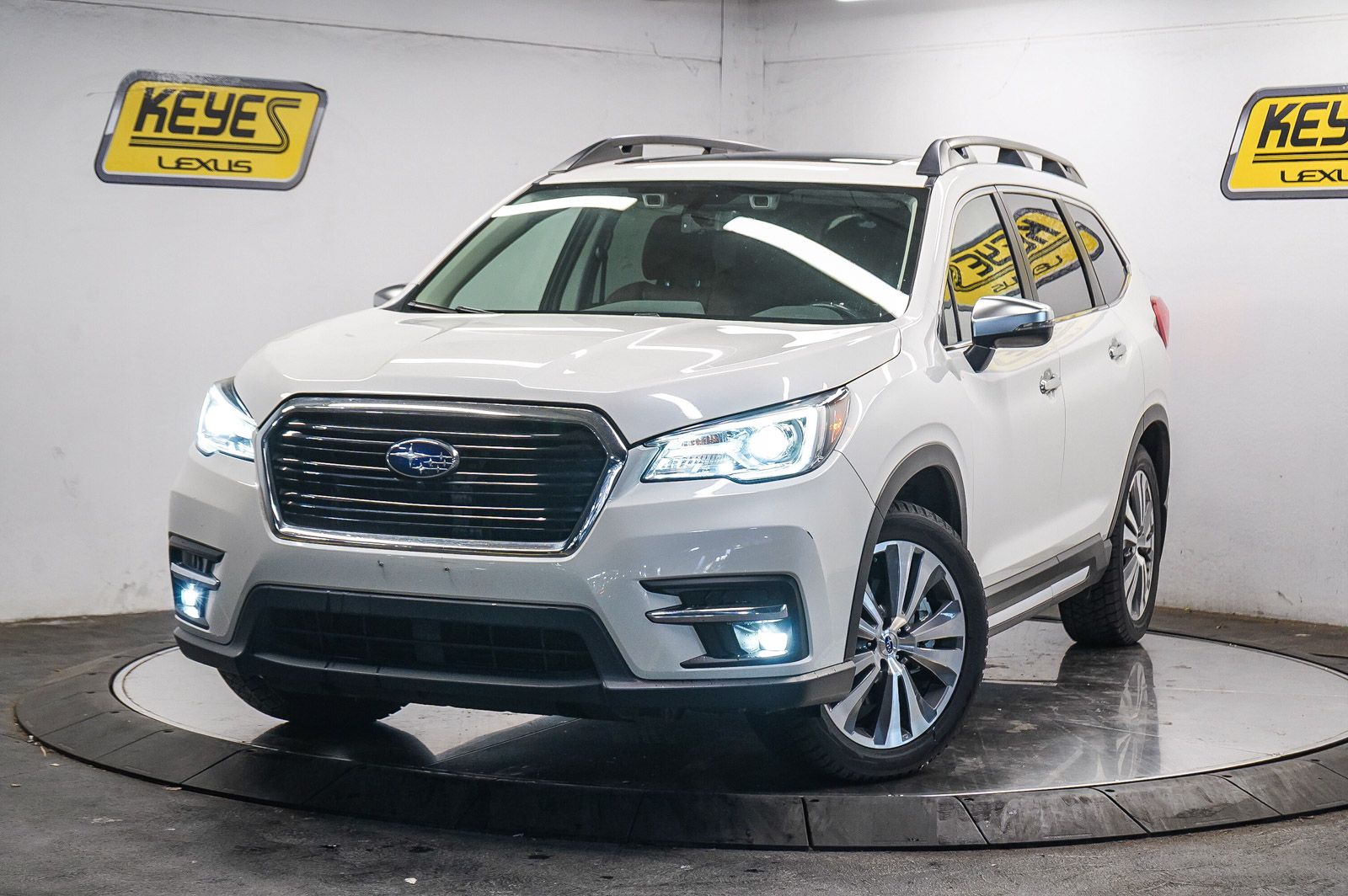 2020 Subaru Ascent Touring -
                  Van Nuys, CA