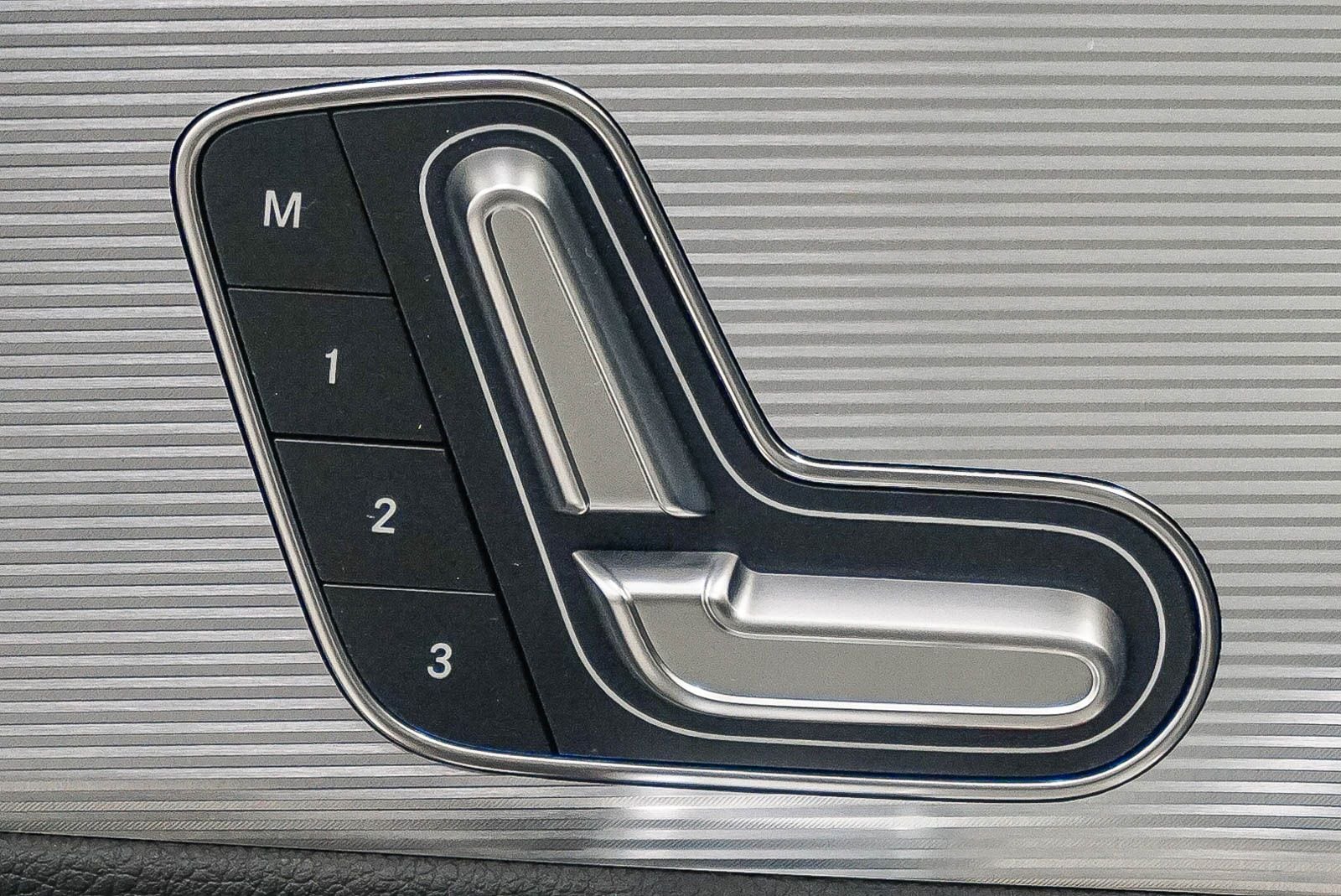 Thumbnail: 2021 Mercedes-Benz A-Class - 21