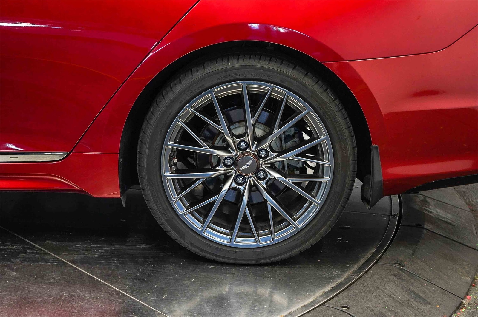 Thumbnail: 2019 Genesis G80 - 10