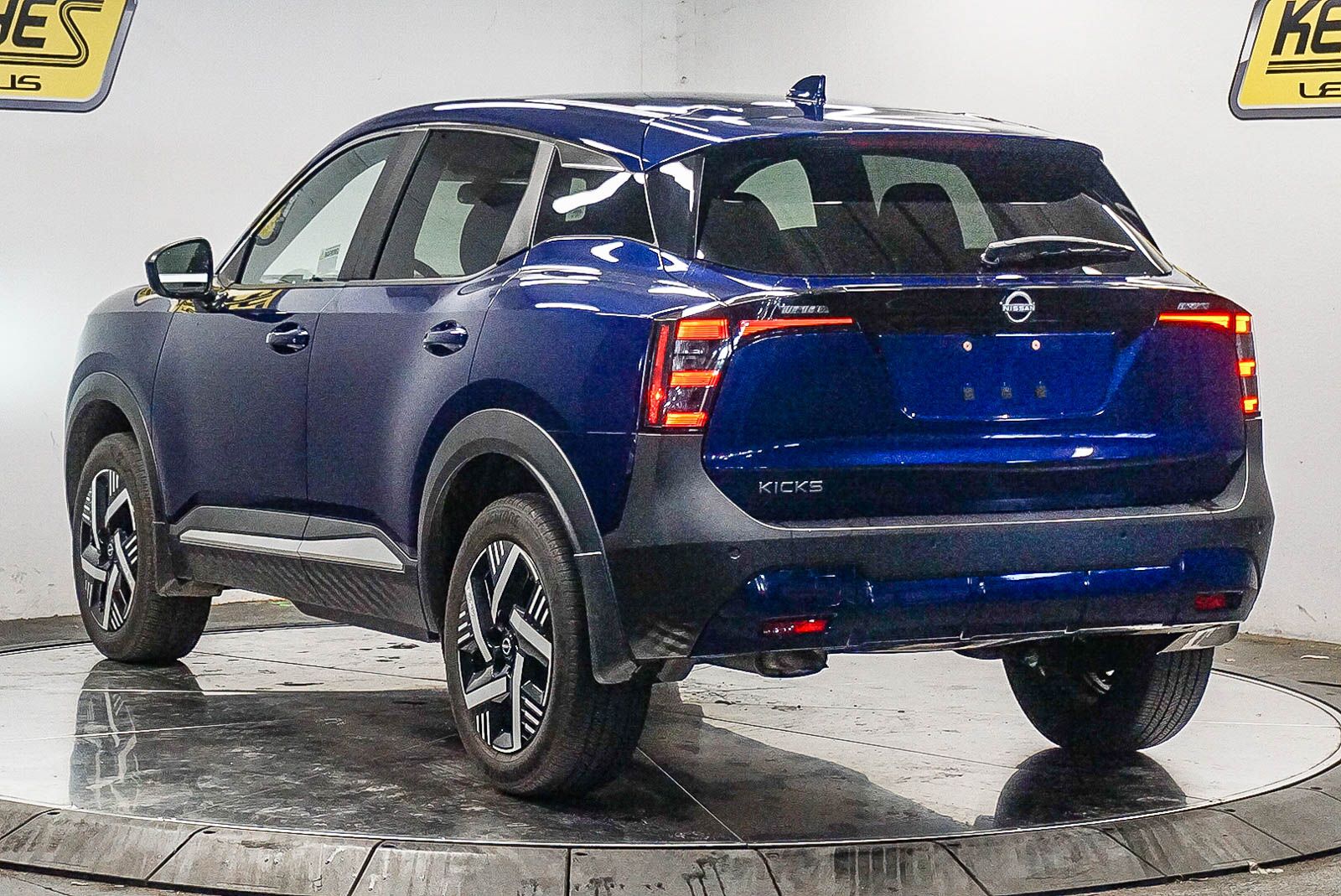 Thumbnail: 2025 Nissan Kicks - 2