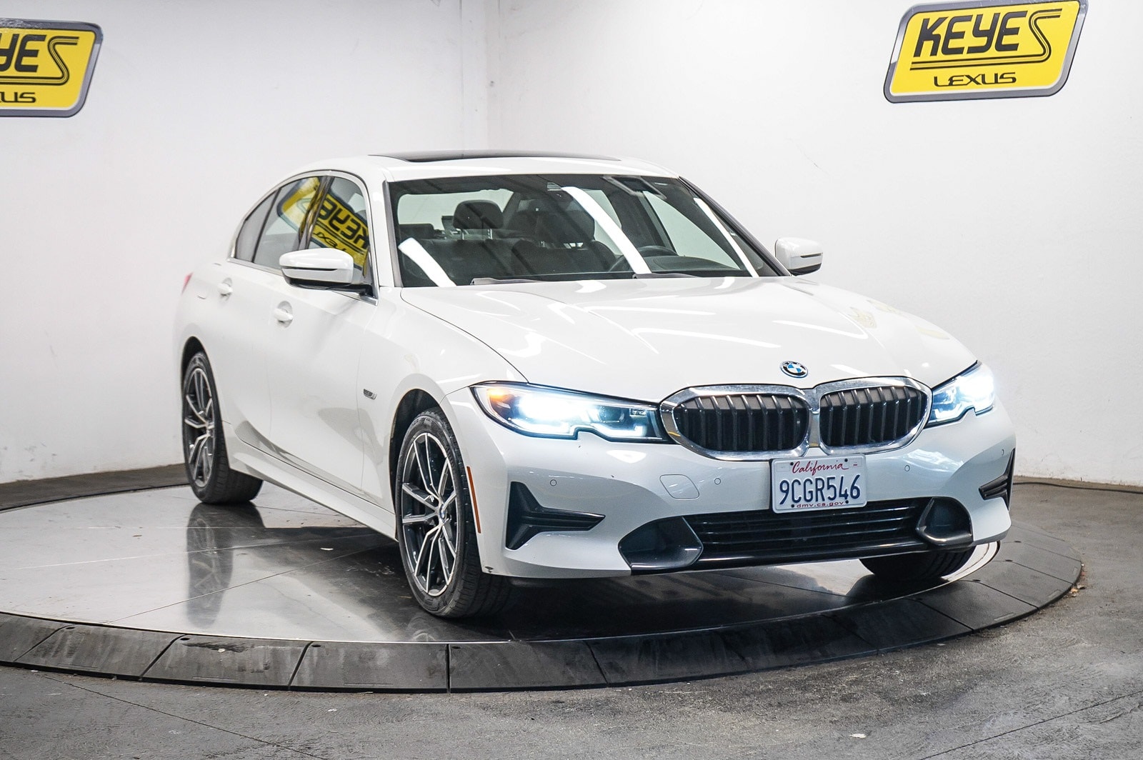 Thumbnail: 2022 BMW 3 Series - 5