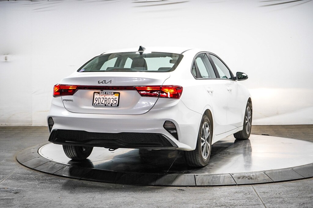 Used 2023 Kia Forte LXS Sedan