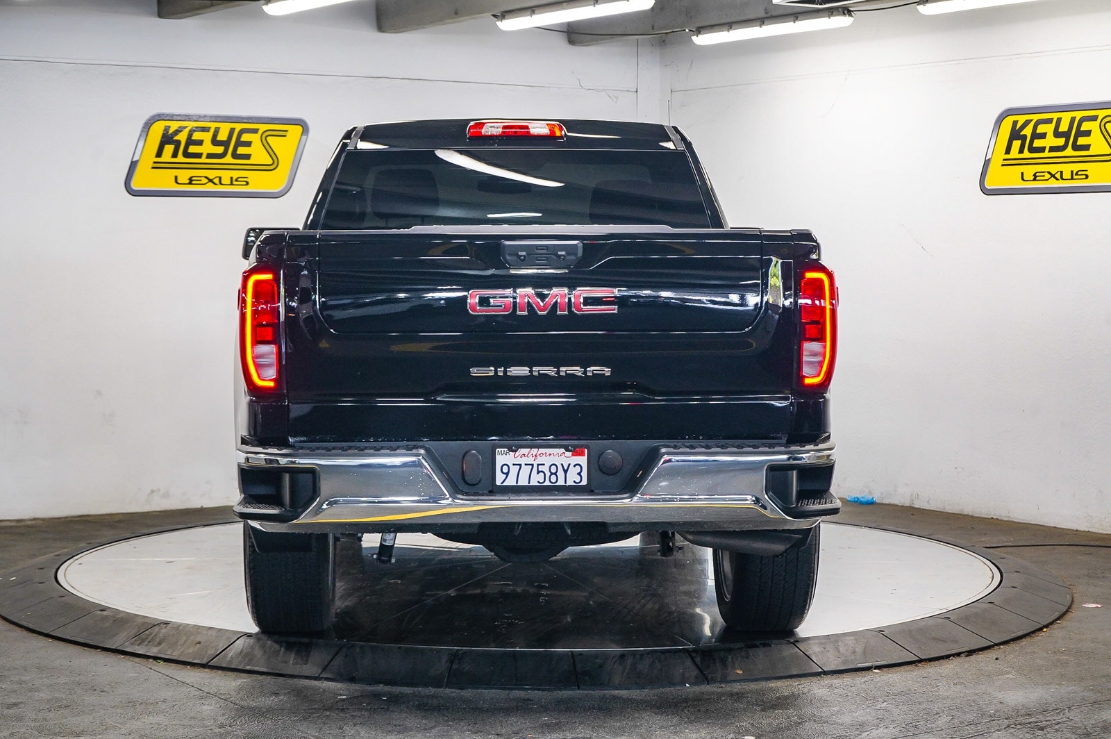 Thumbnail: 2024 GMC Sierra 1500 - 3