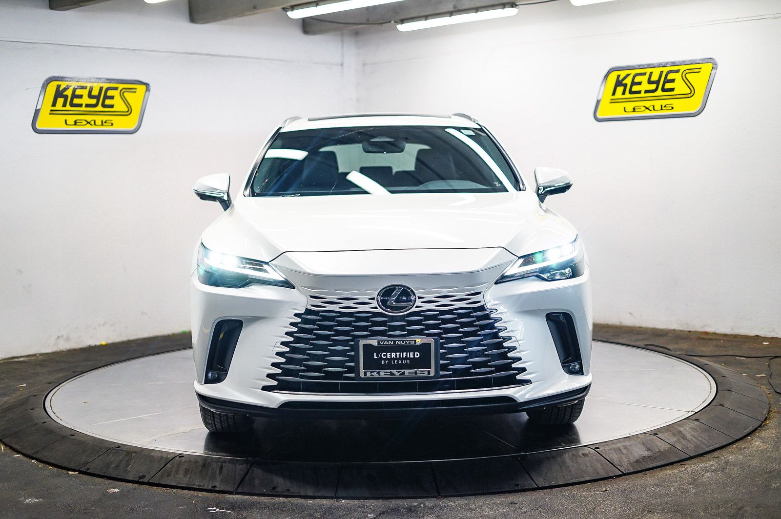 Thumbnail: 2024 Lexus RX - 6