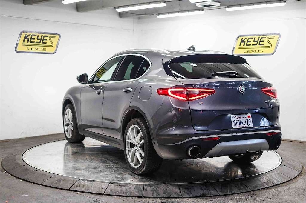 Used 2018 Alfa Romeo Stelvio SUV