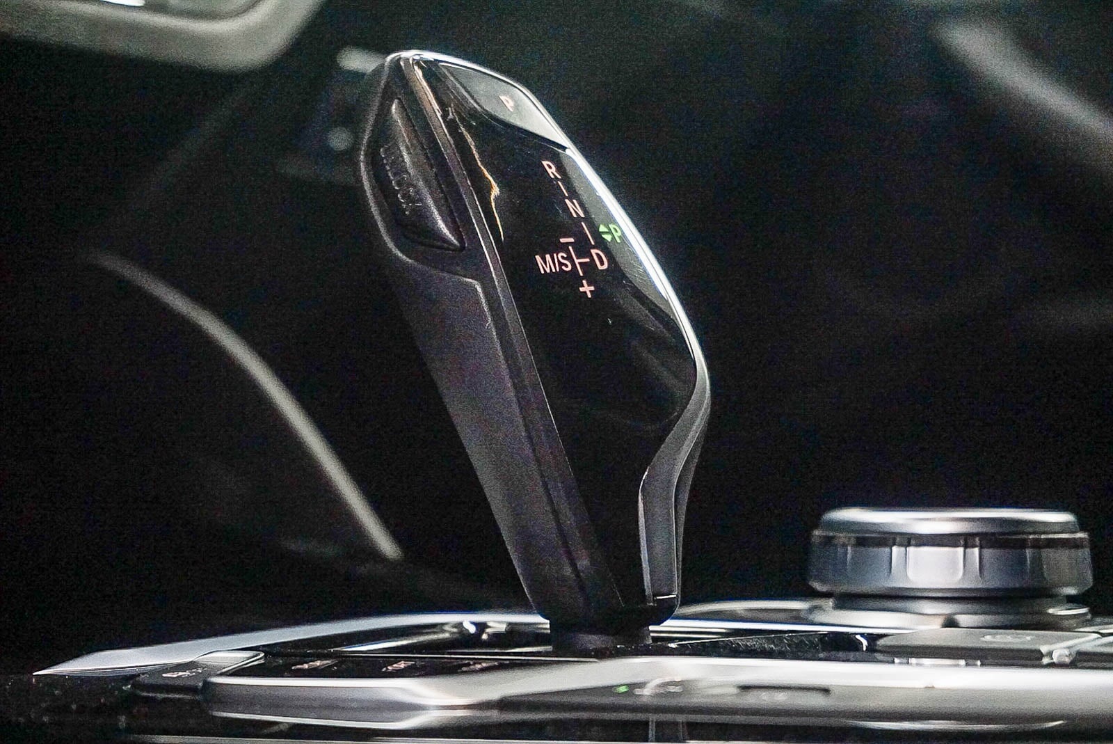 Thumbnail: 2021 BMW X4 - 21