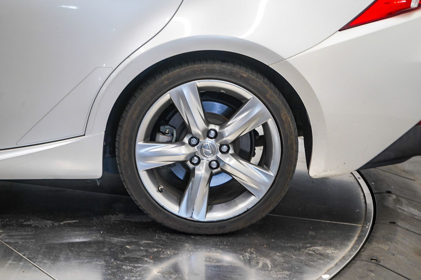 Thumbnail: 2016 Lexus IS - 10