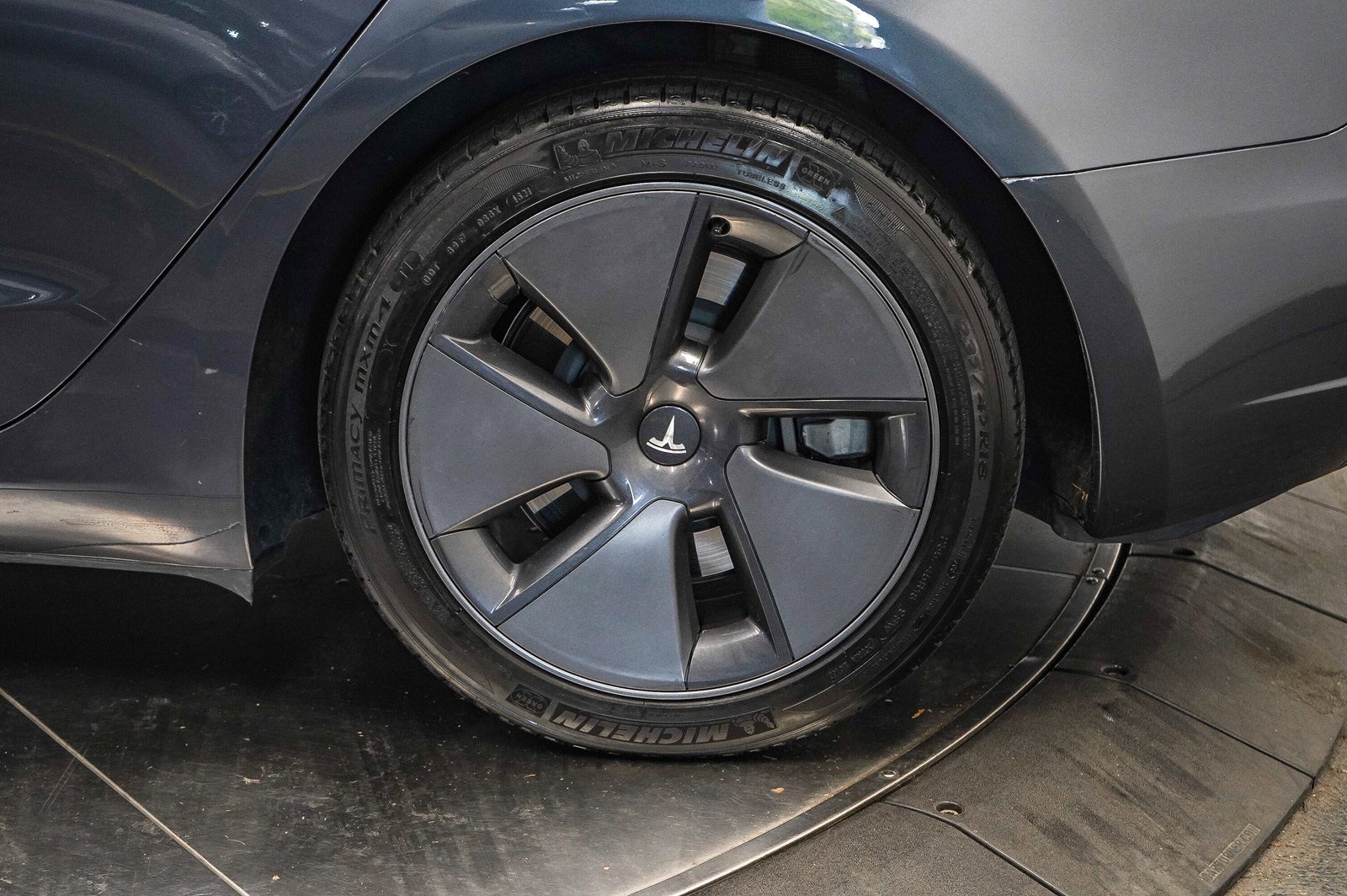 Thumbnail: 2023 Tesla Model 3 - 10
